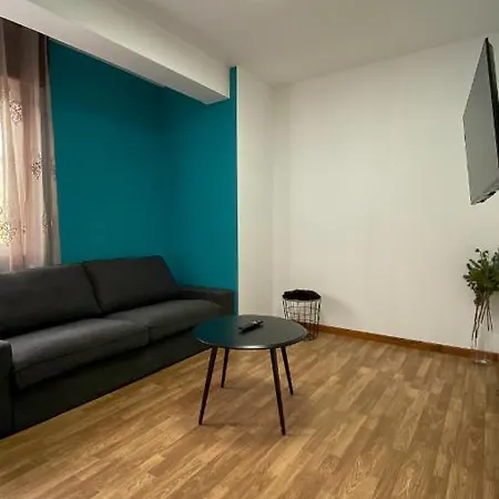 Piso Turistico Tomás Paredes Samil * Vigo